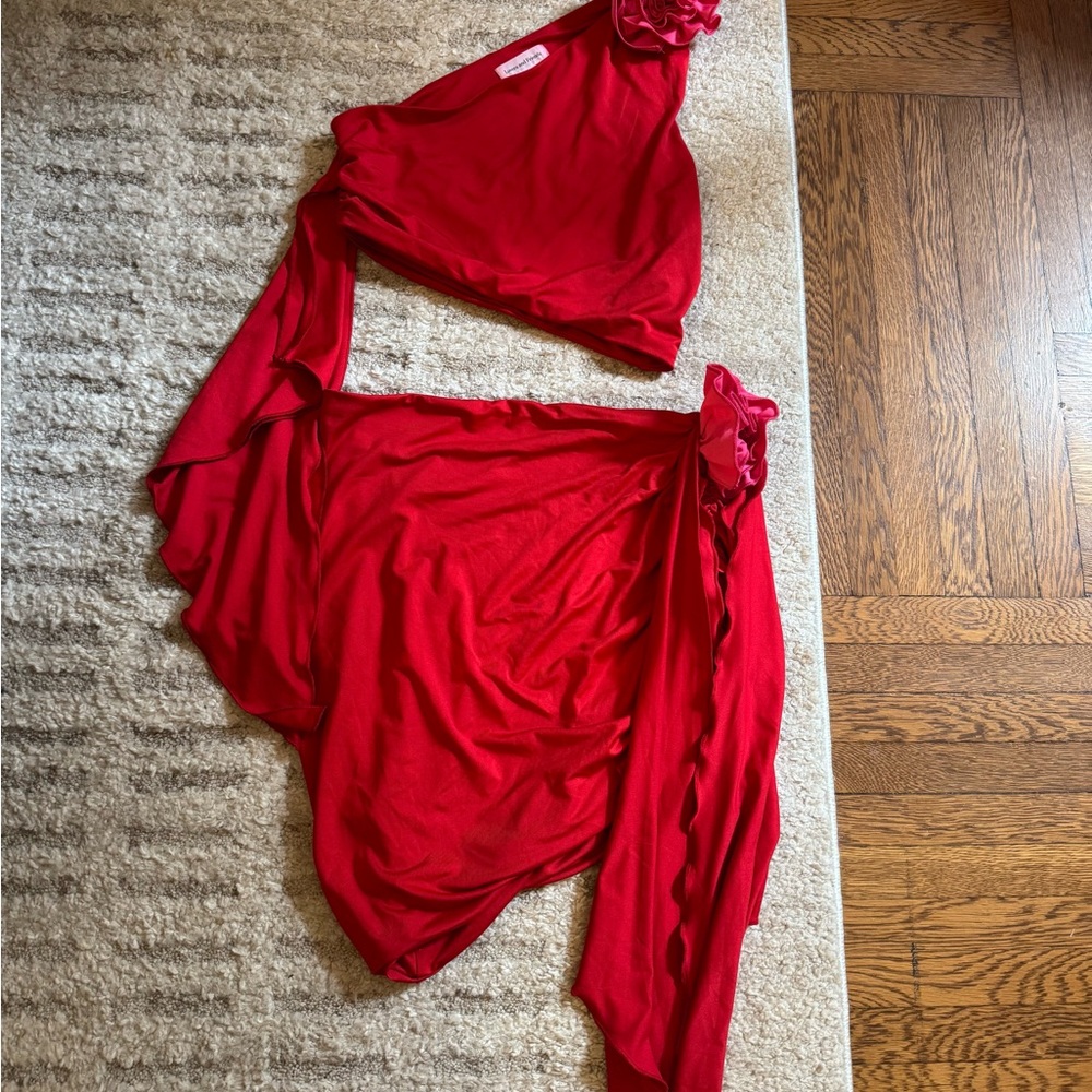 One-Shoulder Red Two Piece Set with Pink Rosettes - Picture 4 of 8